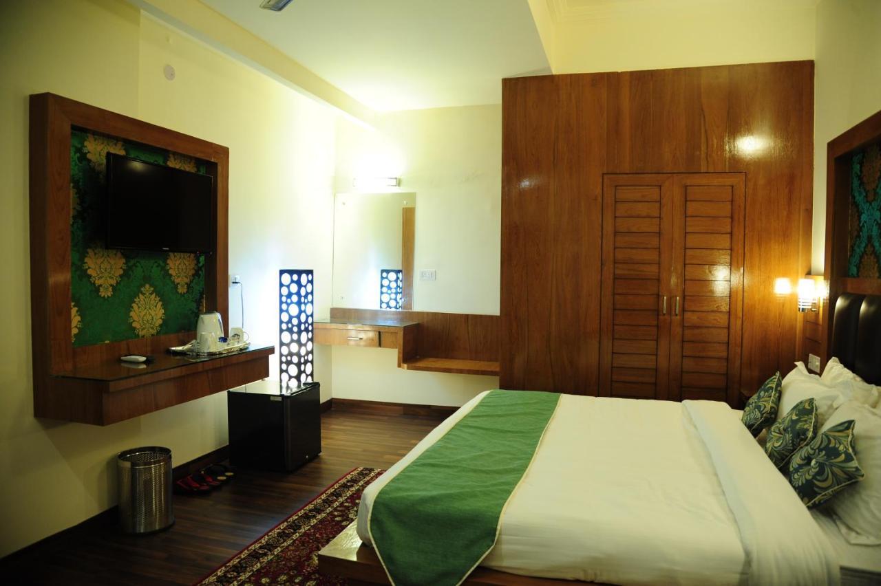 Hotel Grand Sharan Katra  Exterior photo